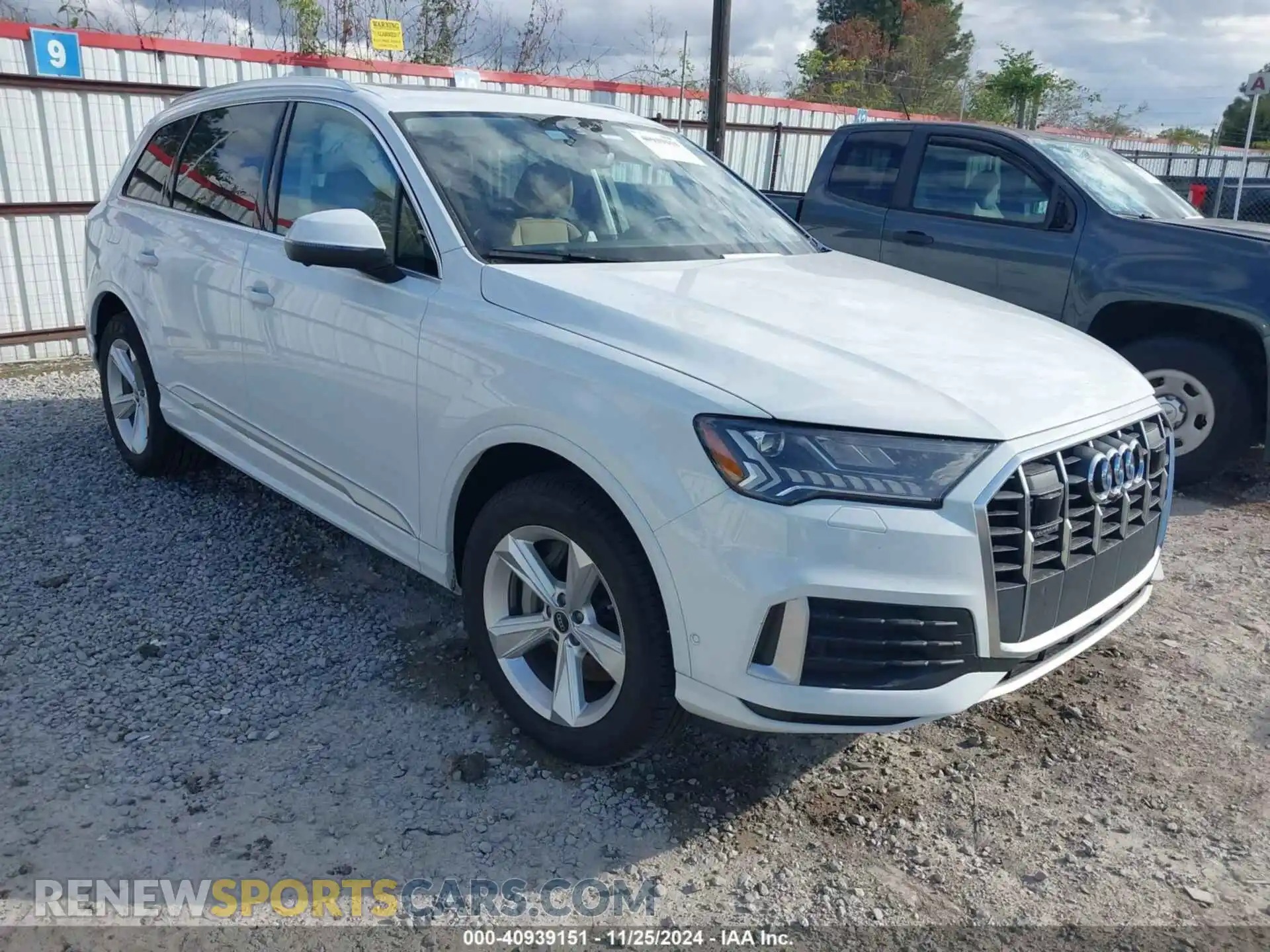 1 Photograph of a damaged car WA1LCBF73PD031180 AUDI Q7 2023