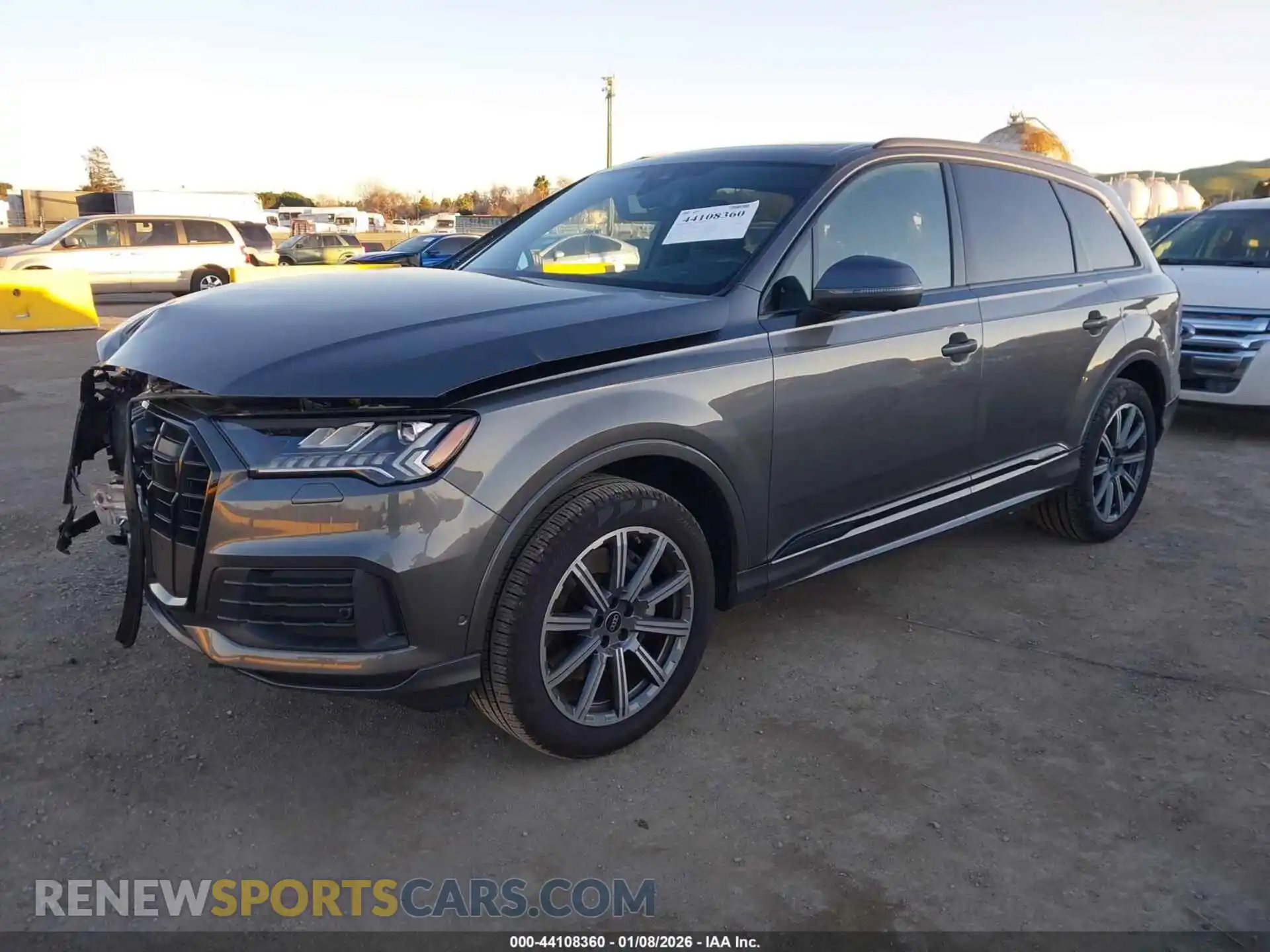 2 Photograph of a damaged car WA1LCBF74PD019779 AUDI Q7 2023