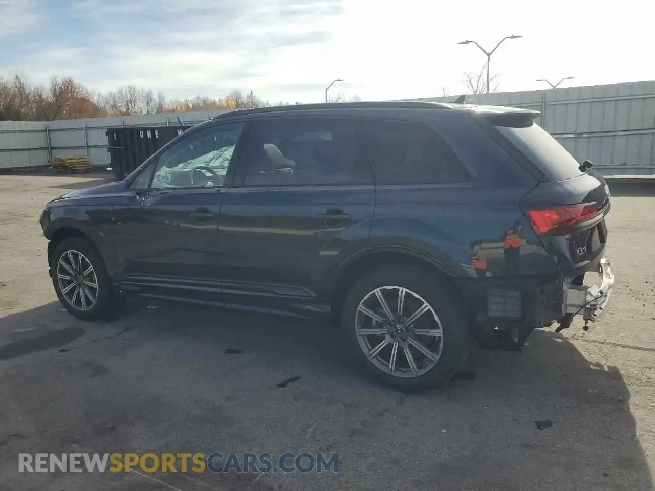 2 Photograph of a damaged car WA1LCBF75PD030872 AUDI Q7 2023