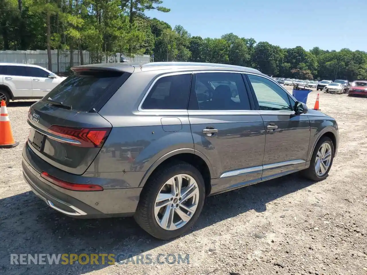 3 Photograph of a damaged car WA1LCBF76PD028984 AUDI Q7 2023