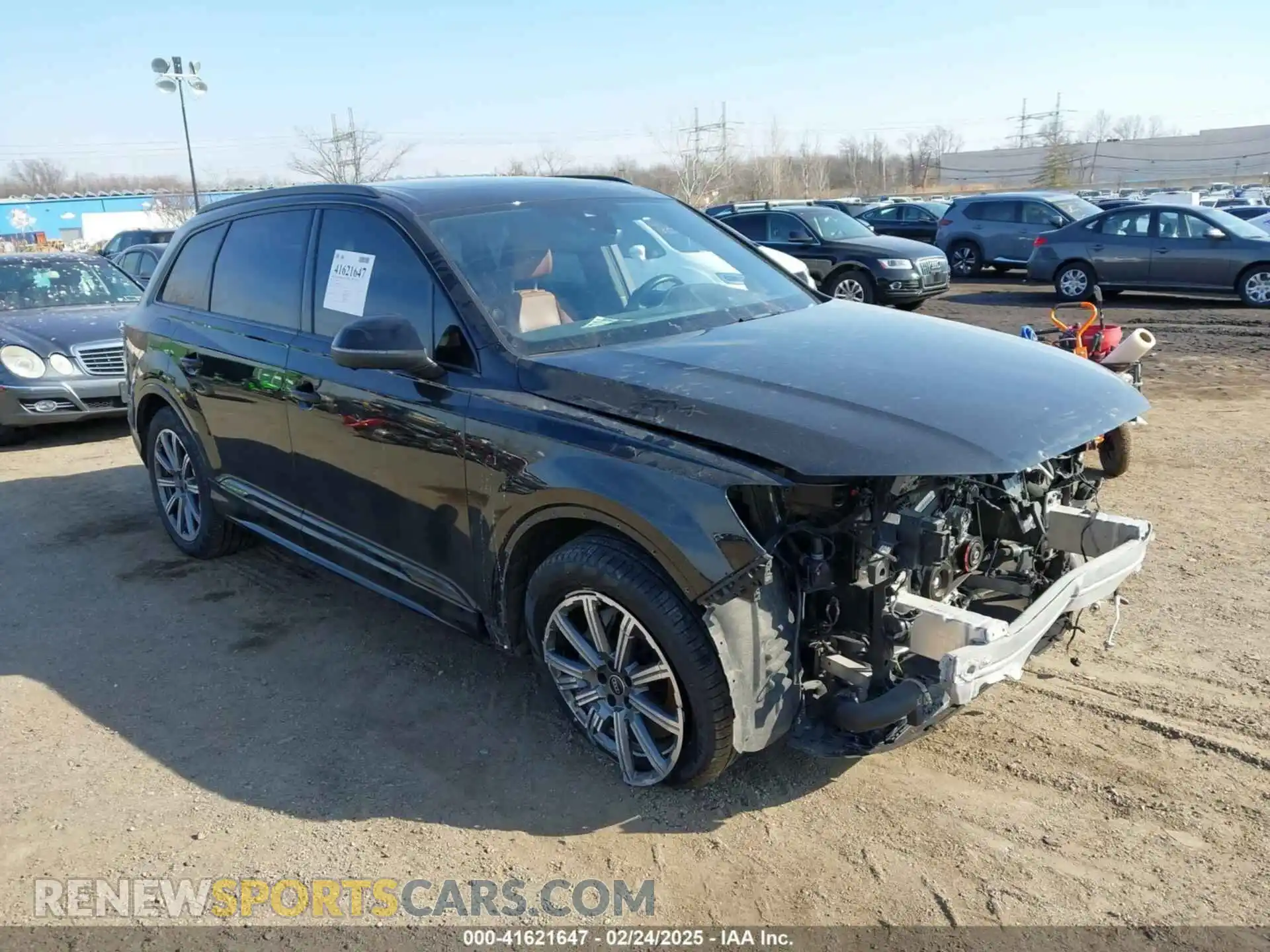 1 Photograph of a damaged car WA1LCBF77PD021834 AUDI Q7 2023