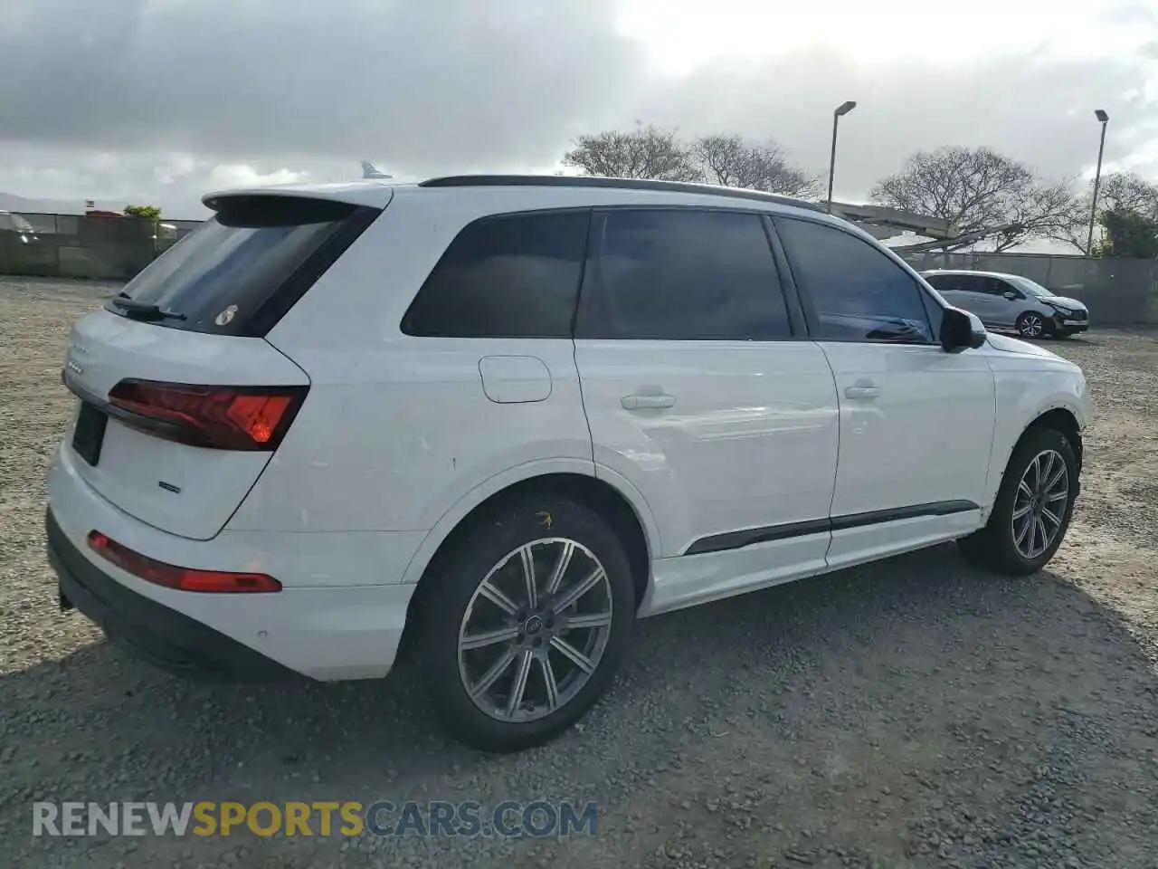 3 Photograph of a damaged car WA1LCBF78PD025715 AUDI Q7 2023