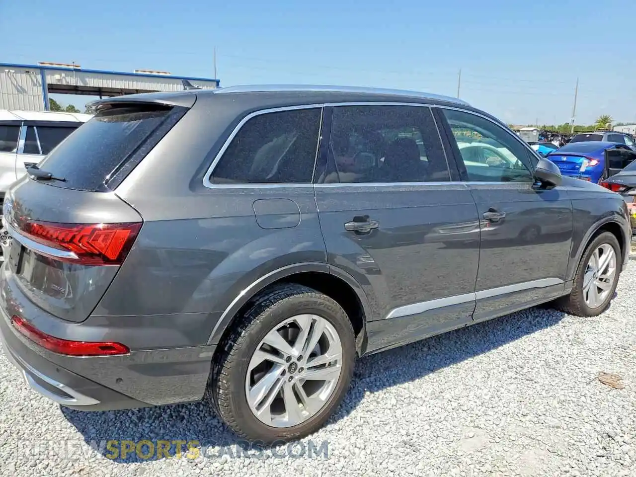 3 Photograph of a damaged car WA1LCBF7XPD010116 AUDI Q7 2023