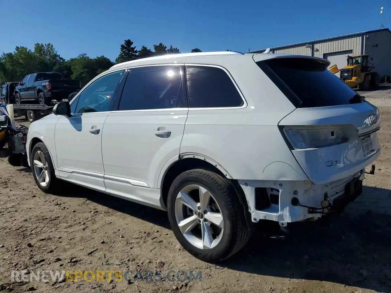 2 Photograph of a damaged car WA1LCBF7XPD014361 AUDI Q7 2023