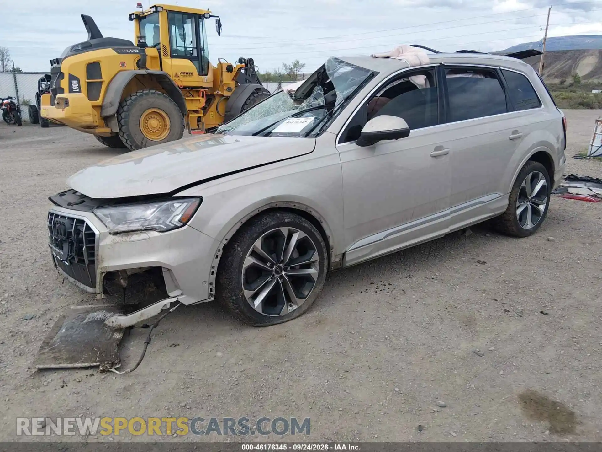 2 Photograph of a damaged car WA1LXBF73PD015601 AUDI Q7 2023