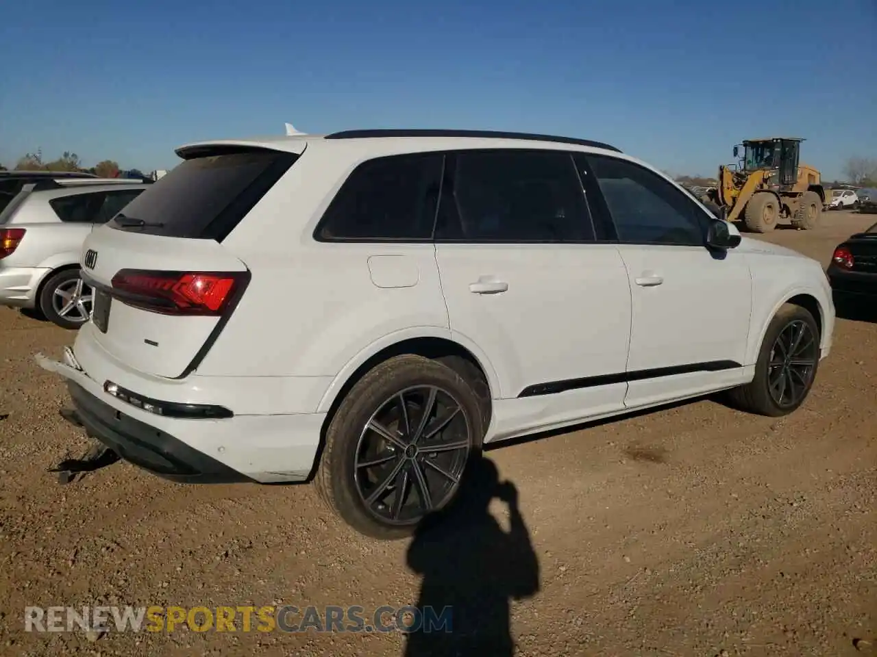 3 Photograph of a damaged car WA1LXBF76PD005774 AUDI Q7 2023