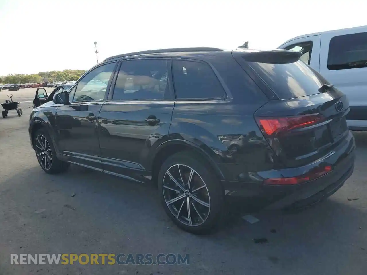 2 Photograph of a damaged car WA1LXBF77PD006805 AUDI Q7 2023