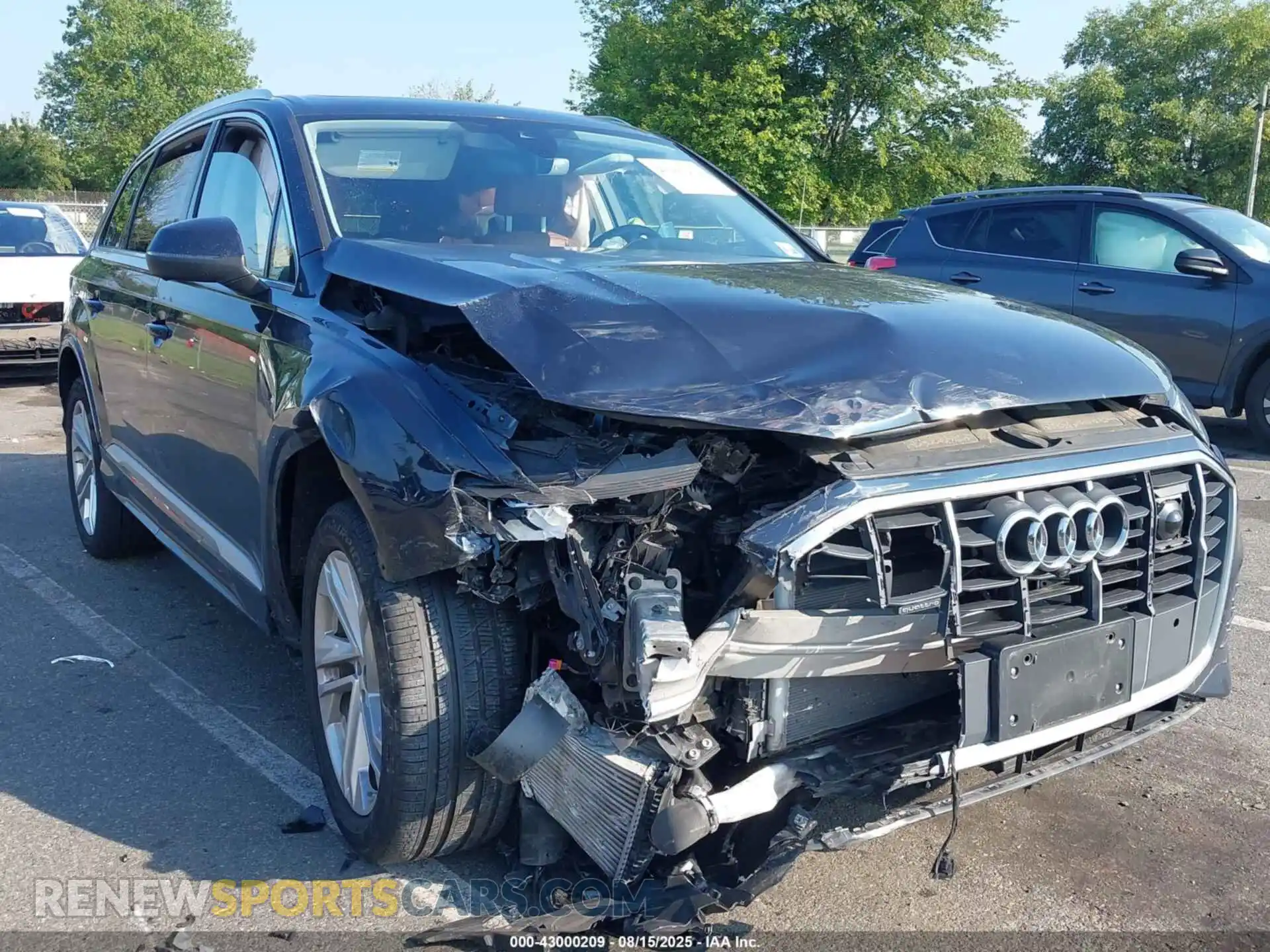 1 Photograph of a damaged car WA1LXBF79PD014176 AUDI Q7 2023