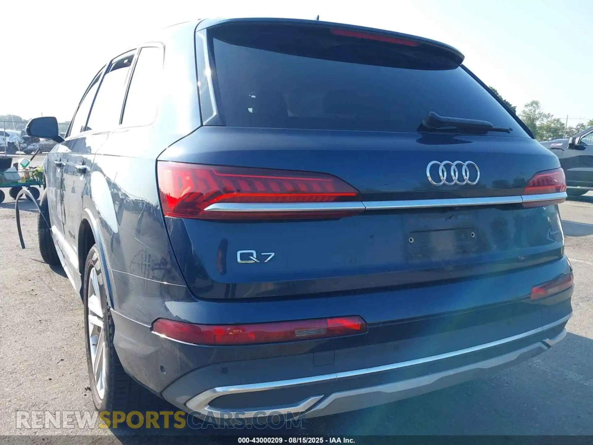 3 Photograph of a damaged car WA1LXBF79PD014176 AUDI Q7 2023