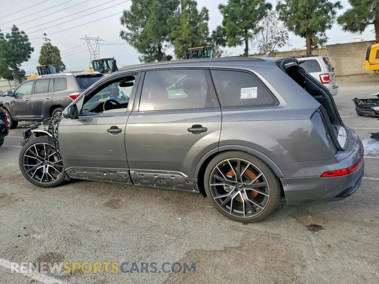 2 Photograph of a damaged car WA1VXBF70PD024815 AUDI Q7 2023