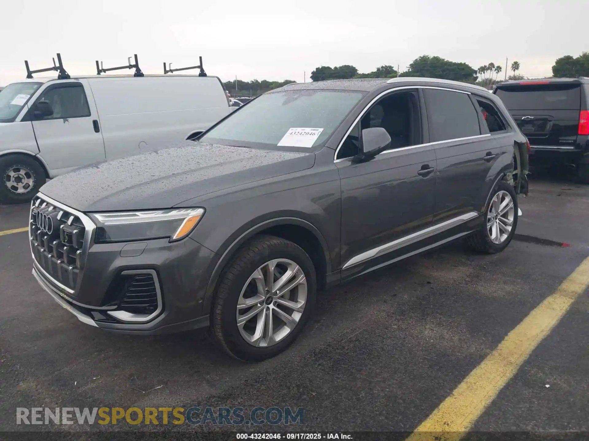 2 Photograph of a damaged car WA1ACBF7XSD019348 AUDI Q7 2025