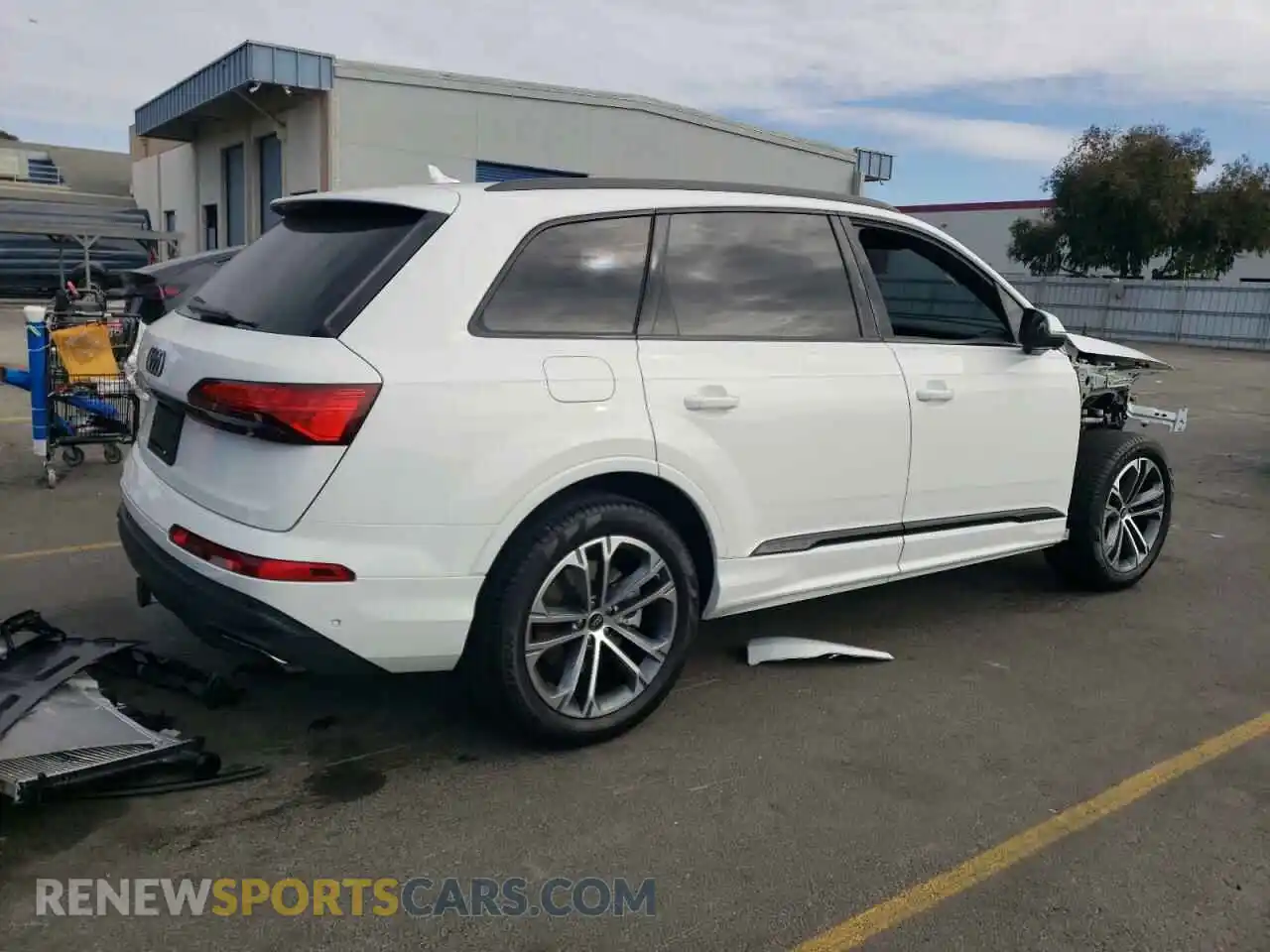 3 Photograph of a damaged car WA1LCBF70SD006567 AUDI Q7 2025