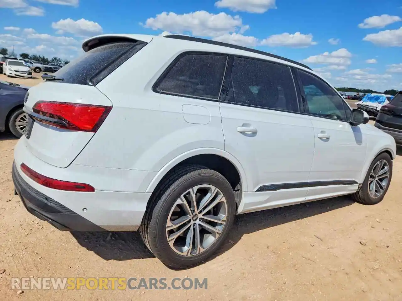 3 Photograph of a damaged car WA1LCBF74SD001601 AUDI Q7 2025