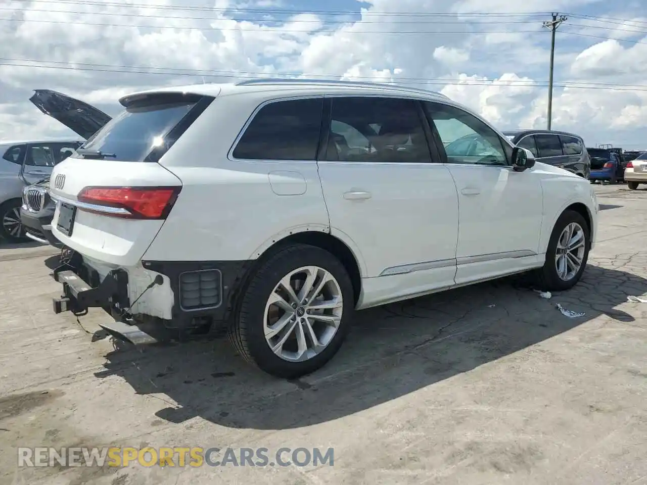3 Photograph of a damaged car WA1LCBF77SD000894 AUDI Q7 2025