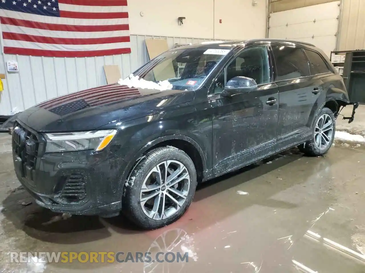 1 Photograph of a damaged car WA1LCBF7XSD001117 AUDI Q7 2025
