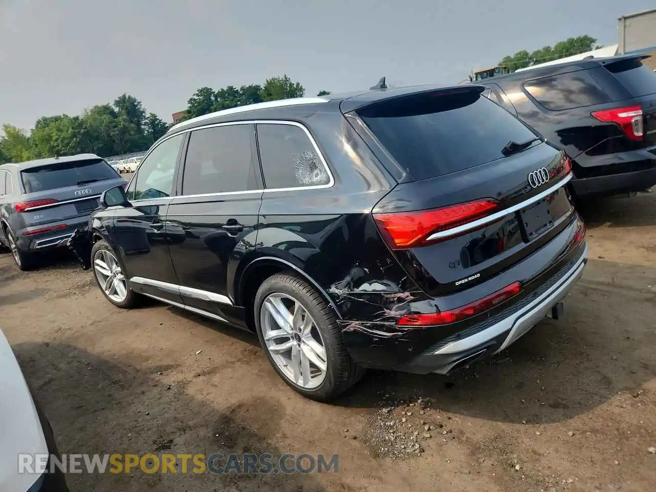 2 Photograph of a damaged car WA1LVBF74SD034673 AUDI Q7 2025