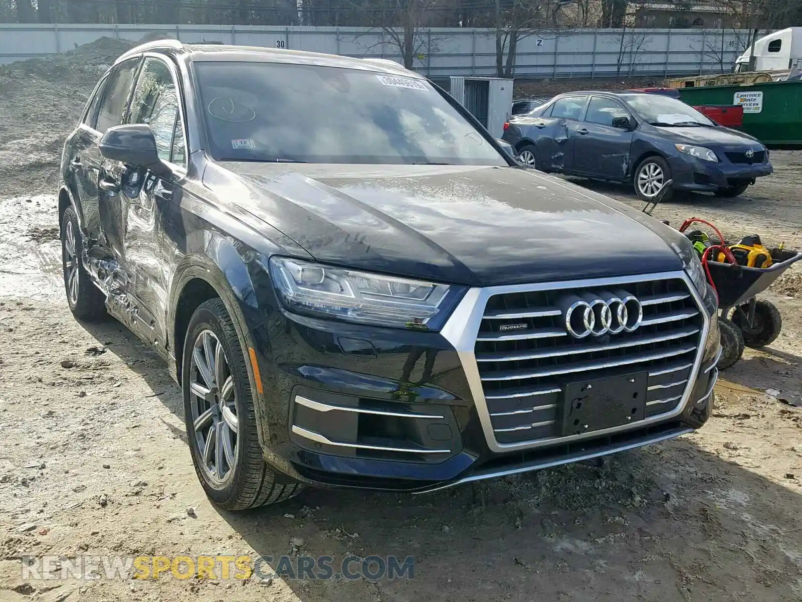 1 Photograph of a damaged car WA1LAAF71KD001099 AUDI Q7 PREMIUM 2019