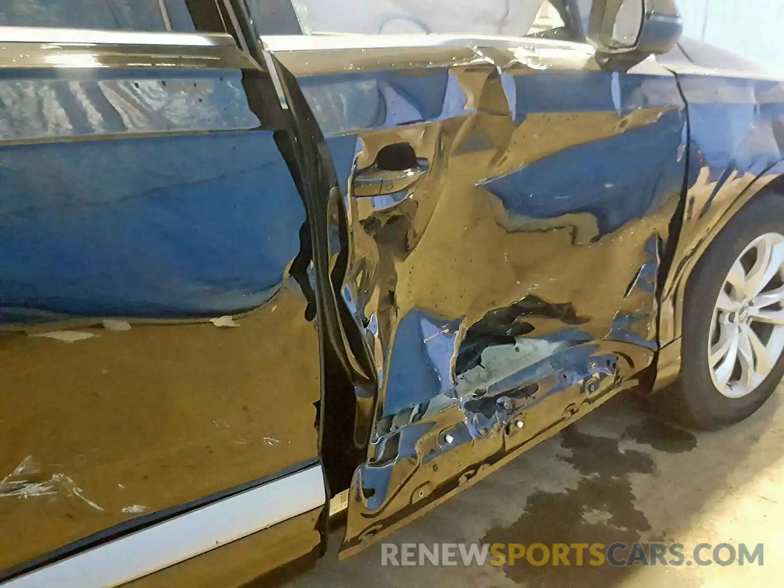 9 Photograph of a damaged car WA1LAAF78KD046847 AUDI Q7 PREMIUM 2019