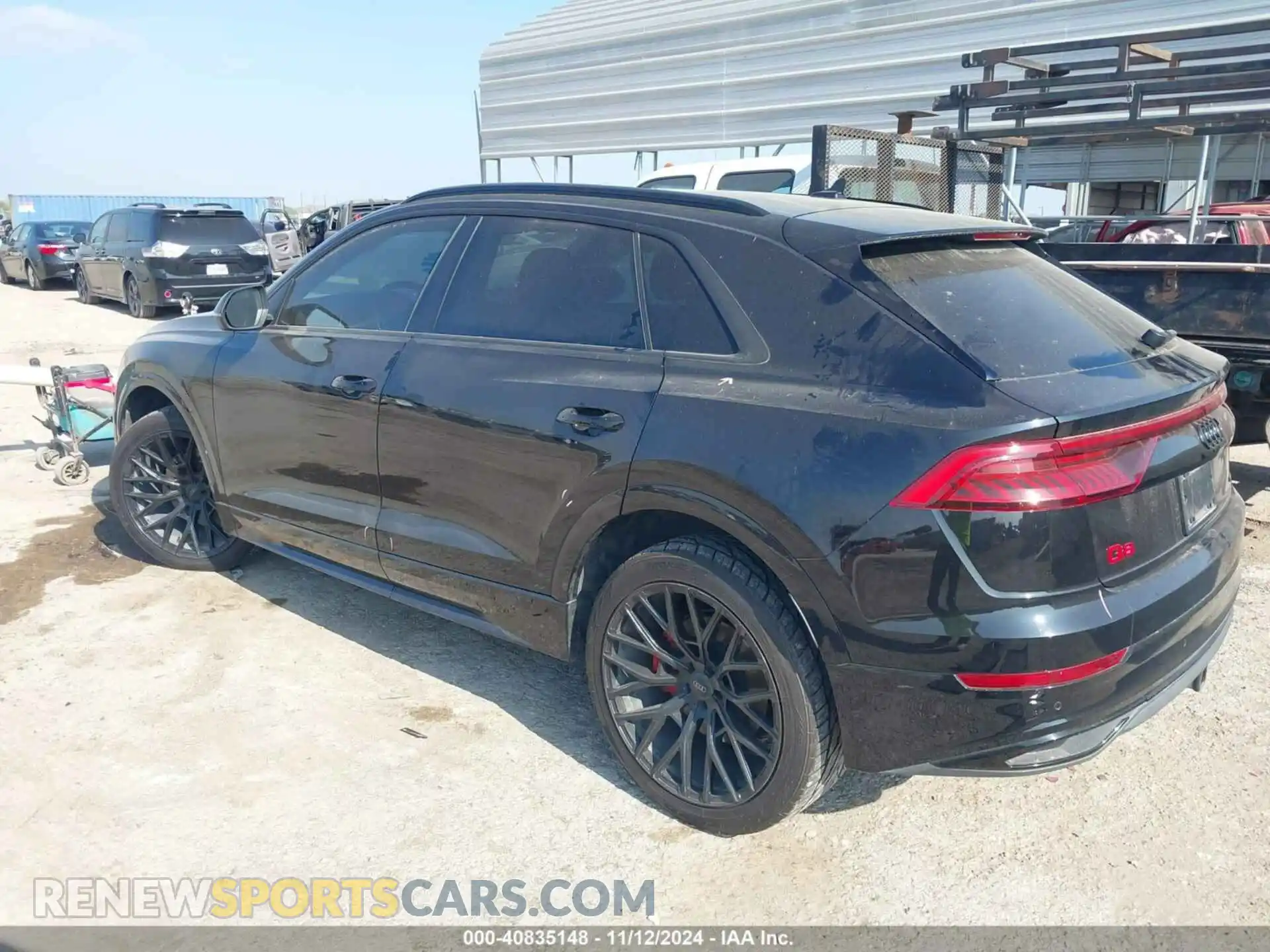 3 Фотография поврежденного автомобиля WA1AVAF14KD017174 AUDI Q8 2019