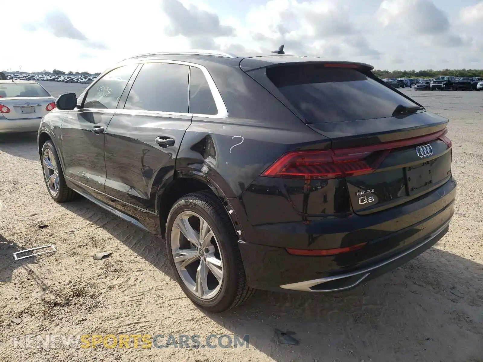 3 fotografías del automóvil dañado WA1AVAF14KD029129 AUDI Q8 2019