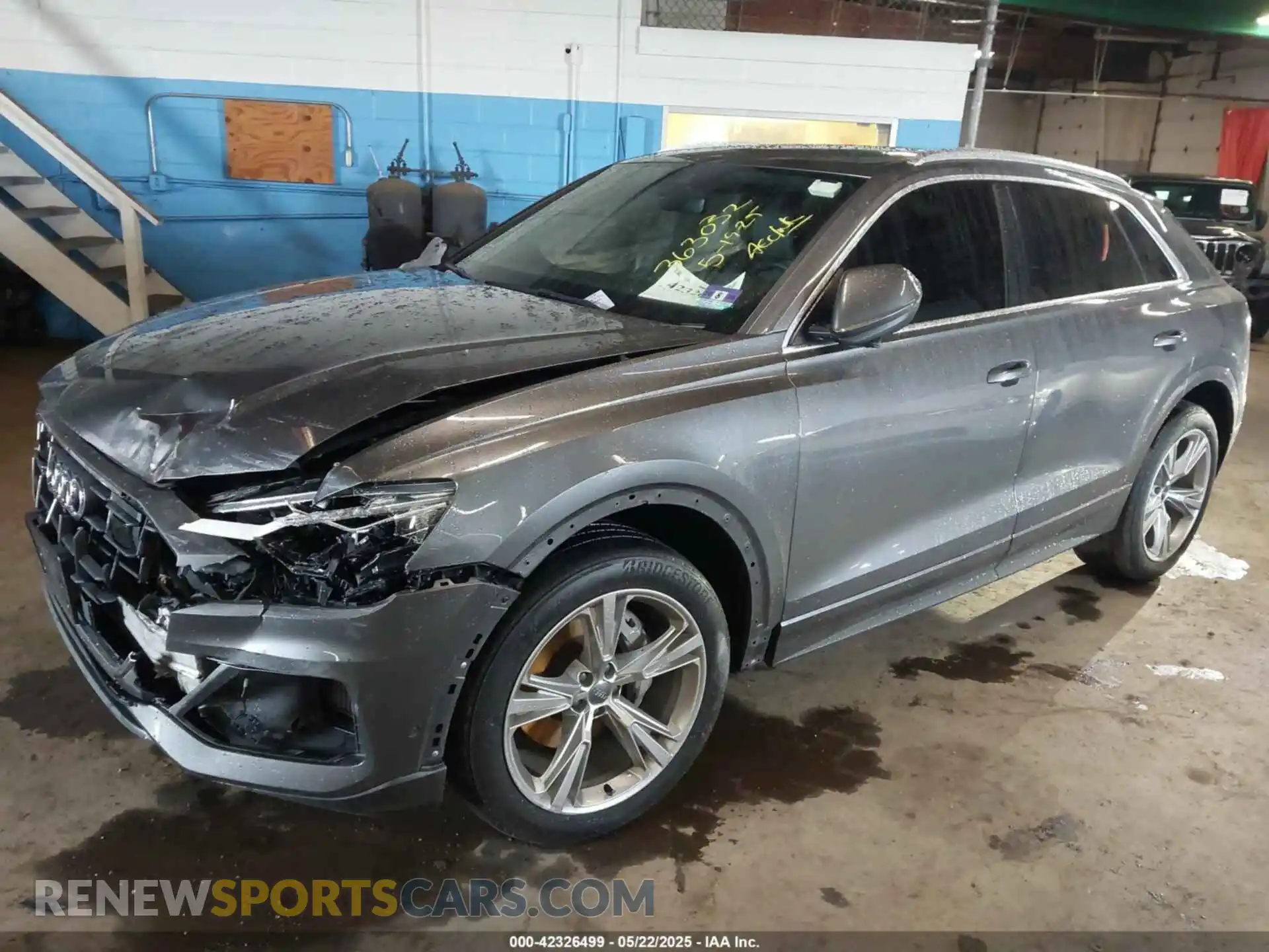 2 Фотография поврежденного автомобиля WA1BVAF10KD010002 AUDI Q8 2019