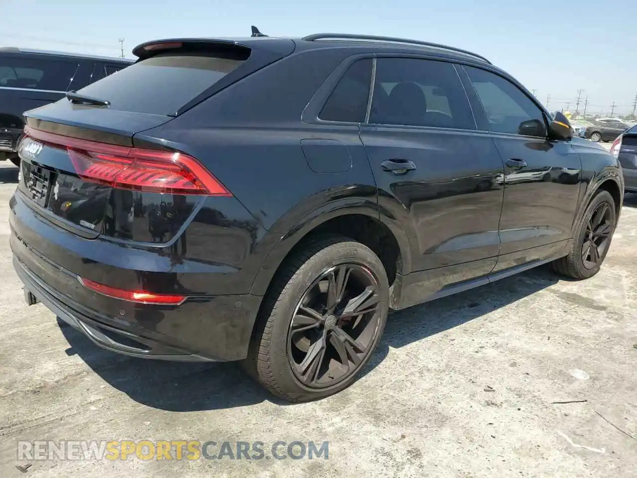 3 Фотография поврежденного автомобиля WA1BVAF14KD006938 AUDI Q8 2019