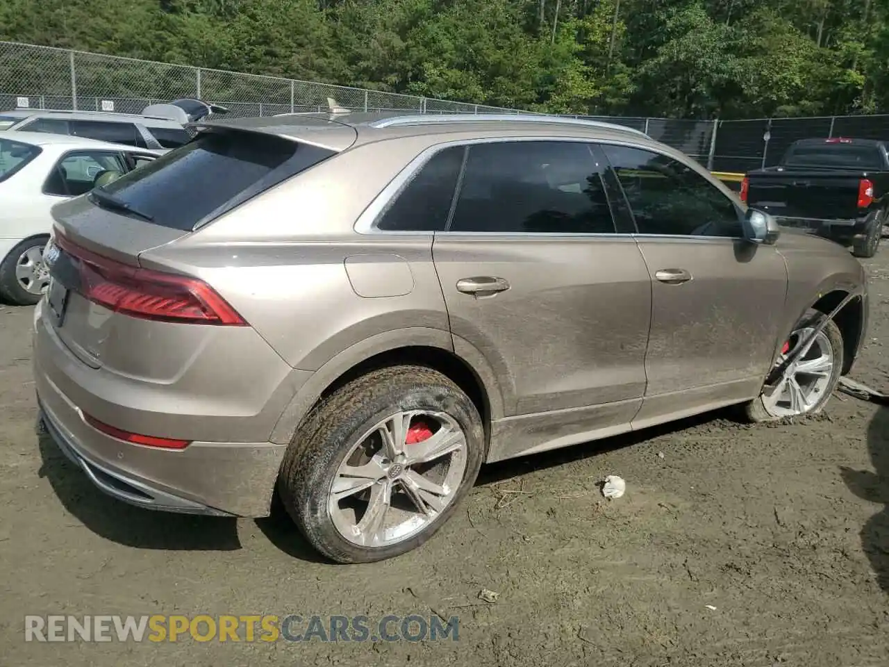 3 Фотография поврежденного автомобиля WA1BVAF15KD016264 AUDI Q8 2019