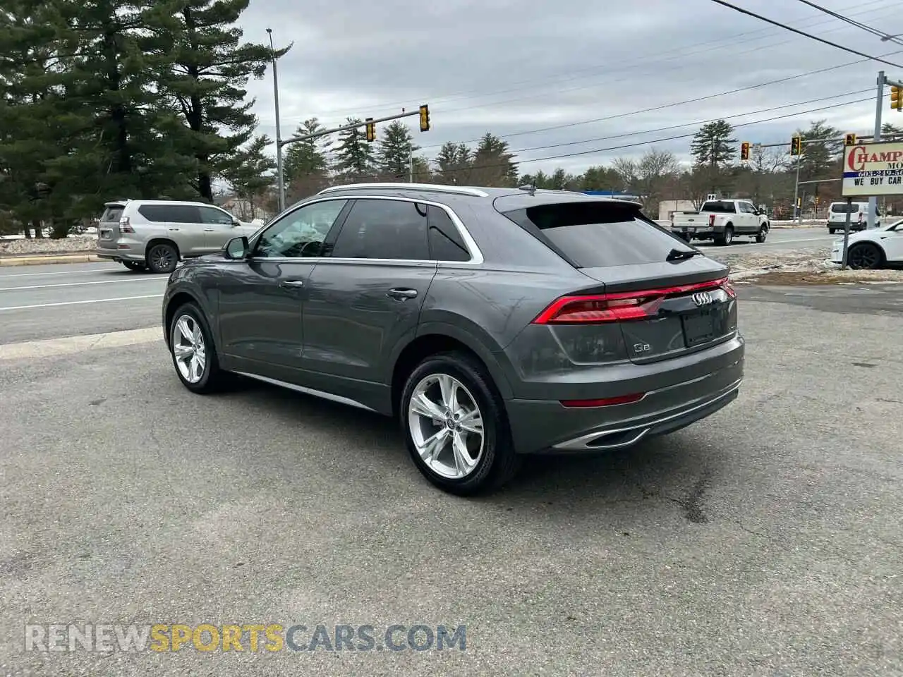 3 Фотография поврежденного автомобиля WA1BVAF19KD028045 AUDI Q8 2019