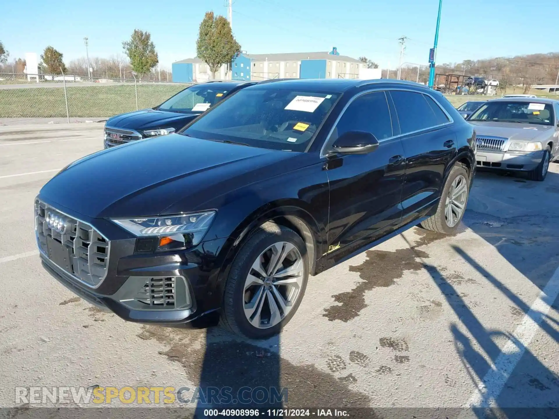2 Фотография поврежденного автомобиля WA1CVAF14KD005633 AUDI Q8 2019