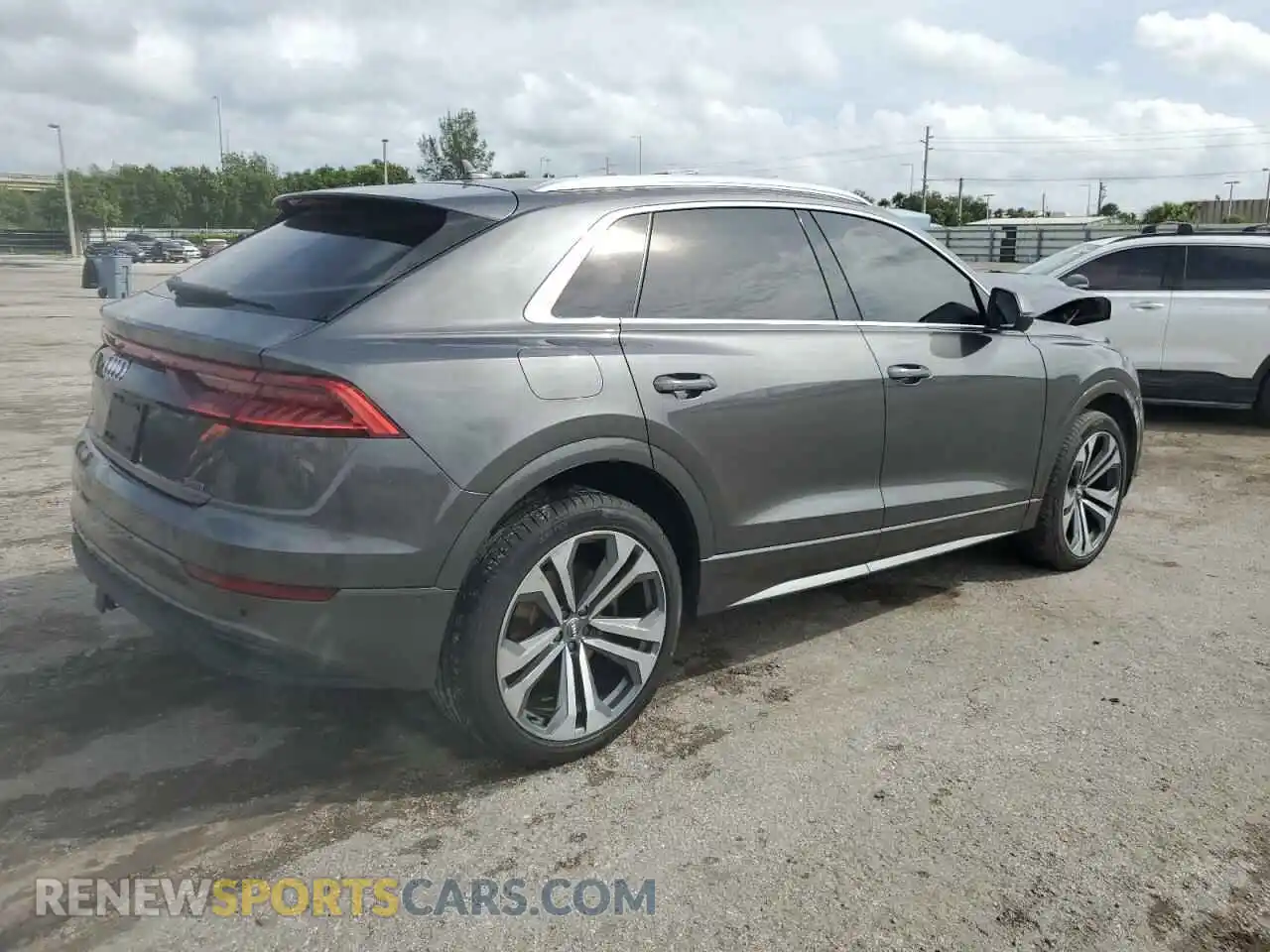 3 Фотография поврежденного автомобиля WA1CVAF19KD011315 AUDI Q8 2019