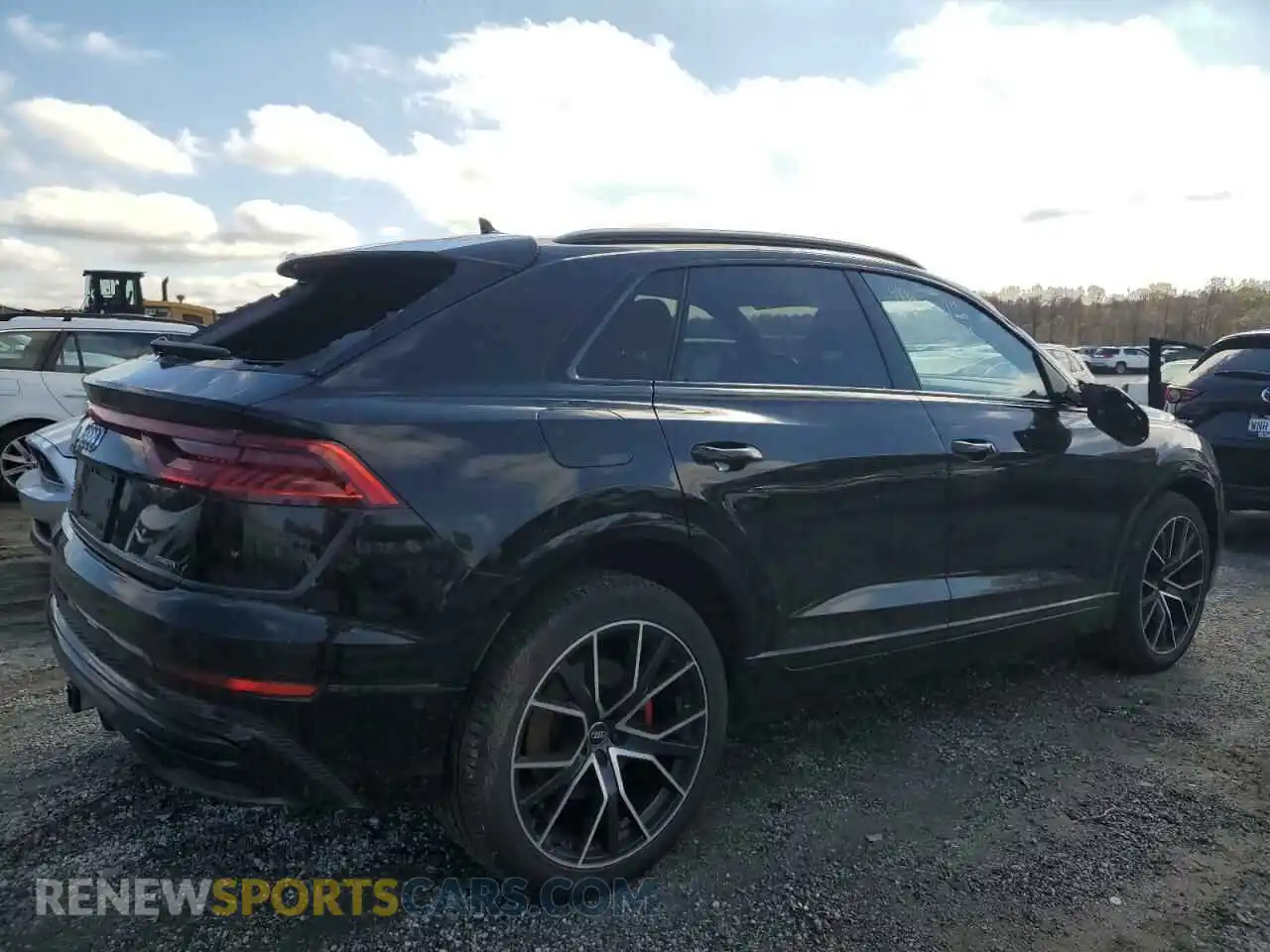 3 Фотография поврежденного автомобиля WA1EVAF12KD016865 AUDI Q8 2019