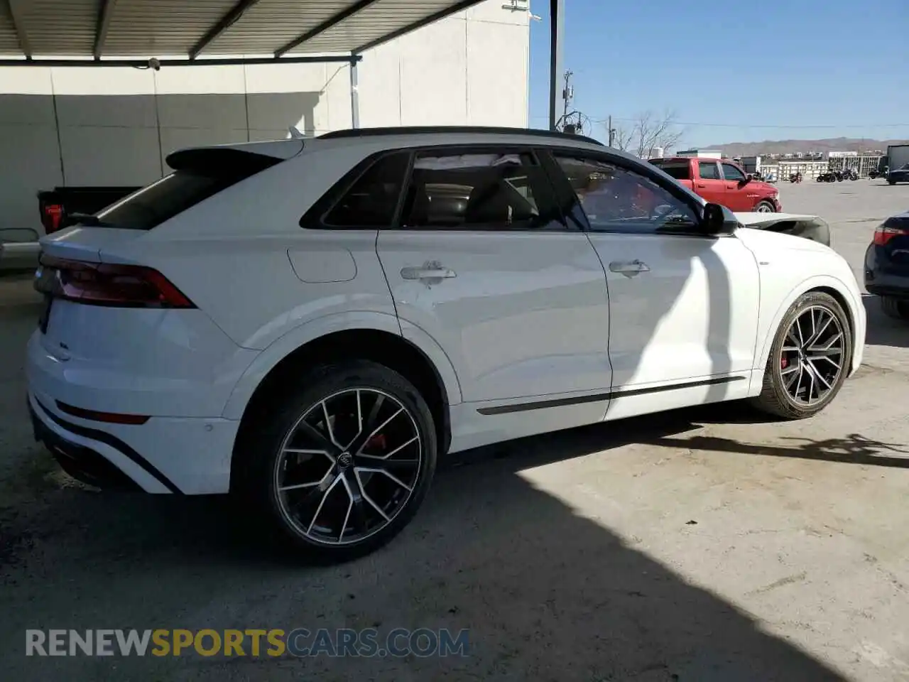 3 Фотография поврежденного автомобиля WA1FVAF17KD032175 AUDI Q8 2019