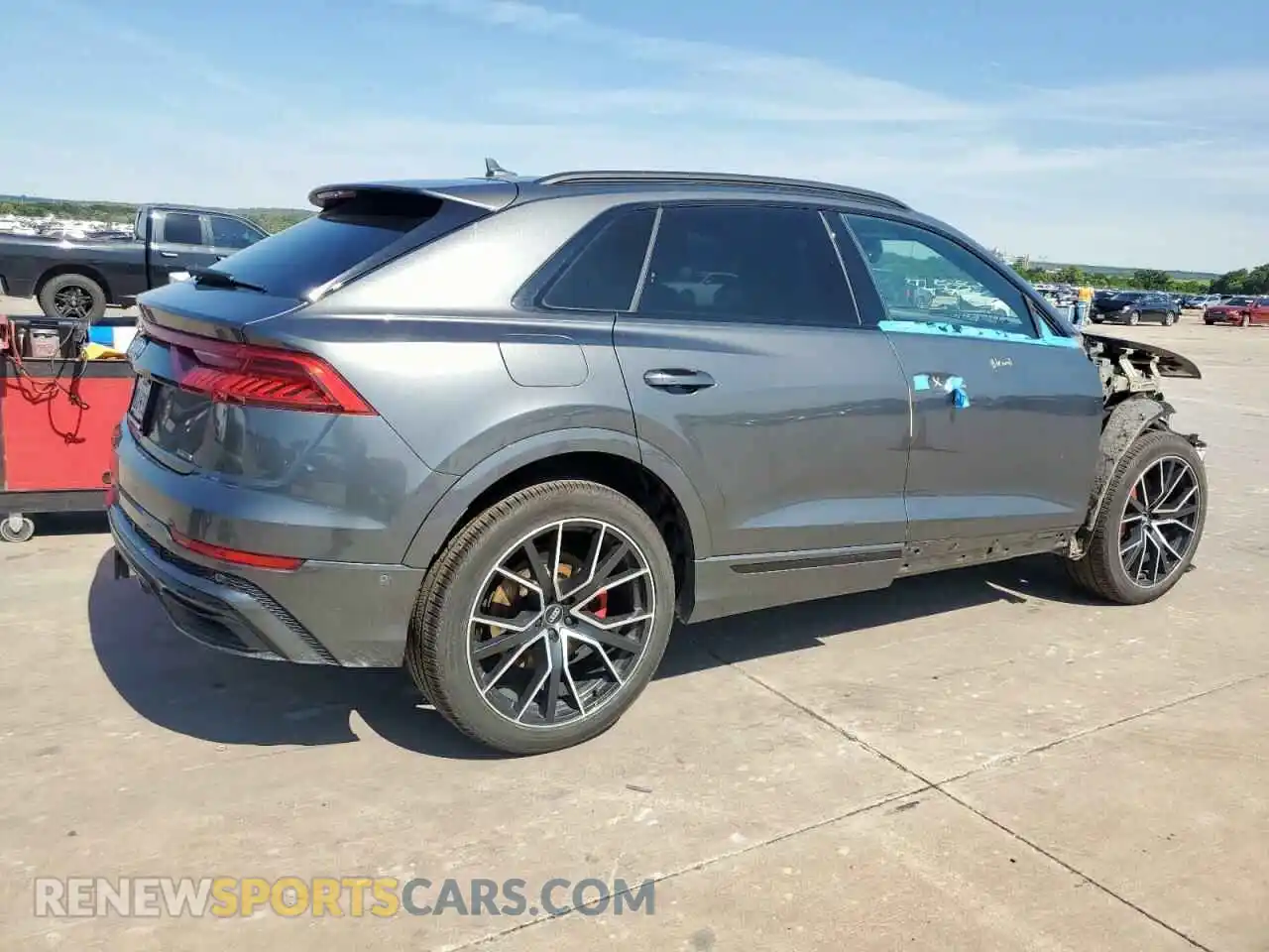 3 Фотография поврежденного автомобиля WA1FVAF18KD021623 AUDI Q8 2019