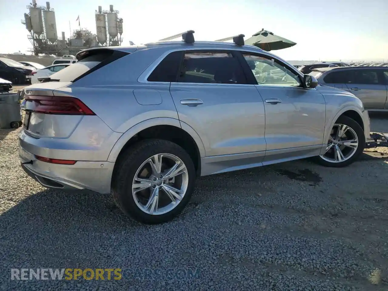 3 Photograph of a damaged car WA1BVAF10LD014844 AUDI Q8 2020