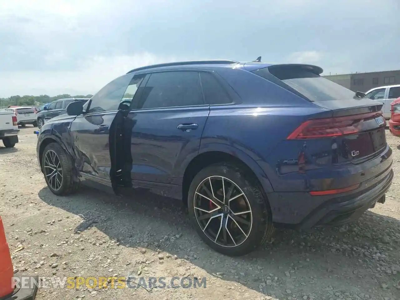 2 Фотография поврежденного автомобиля WA1EVAF11LD025333 AUDI Q8 2020