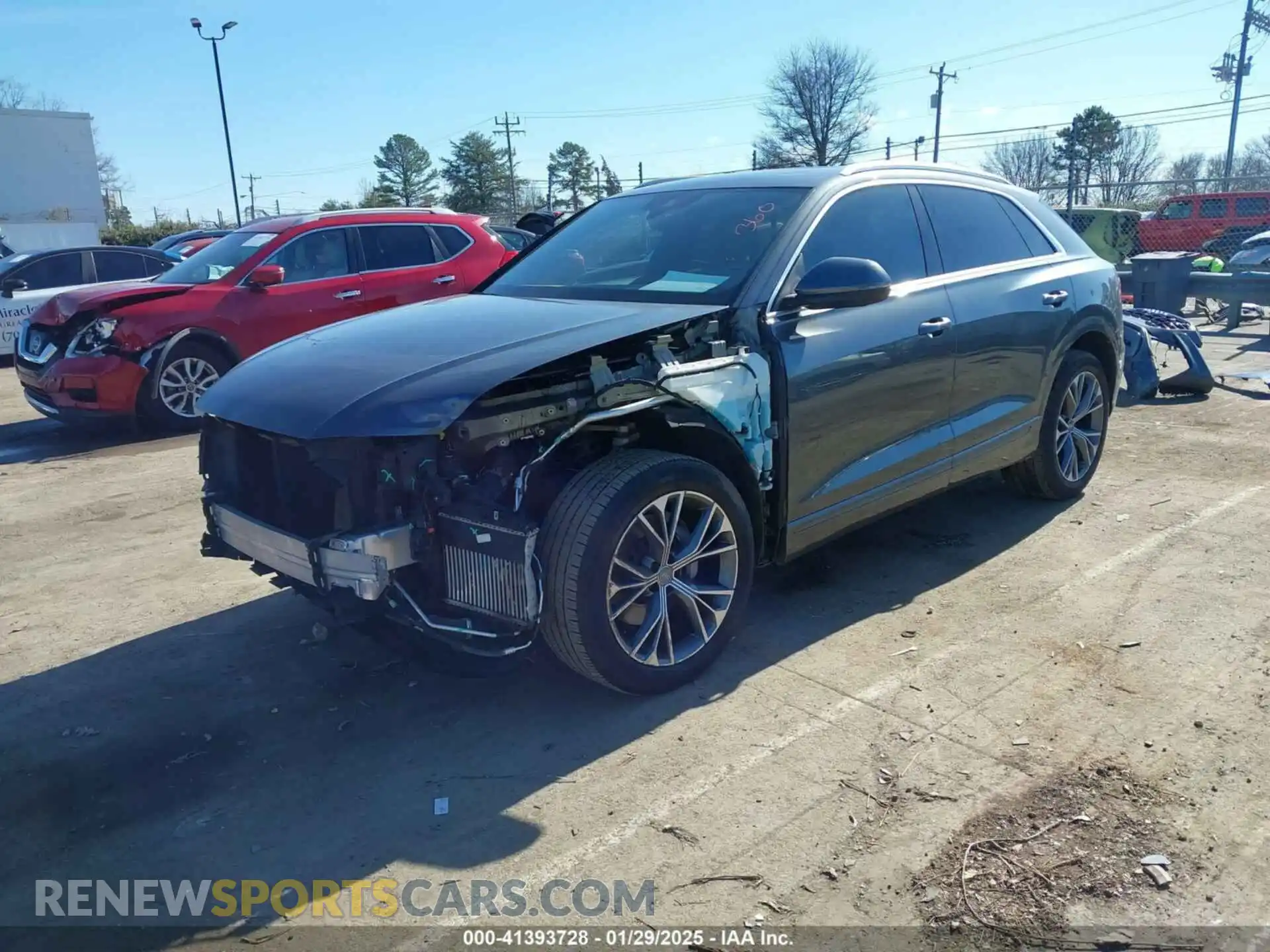 2 Photograph of a damaged car WA1EVAF15LD000466 AUDI Q8 2020