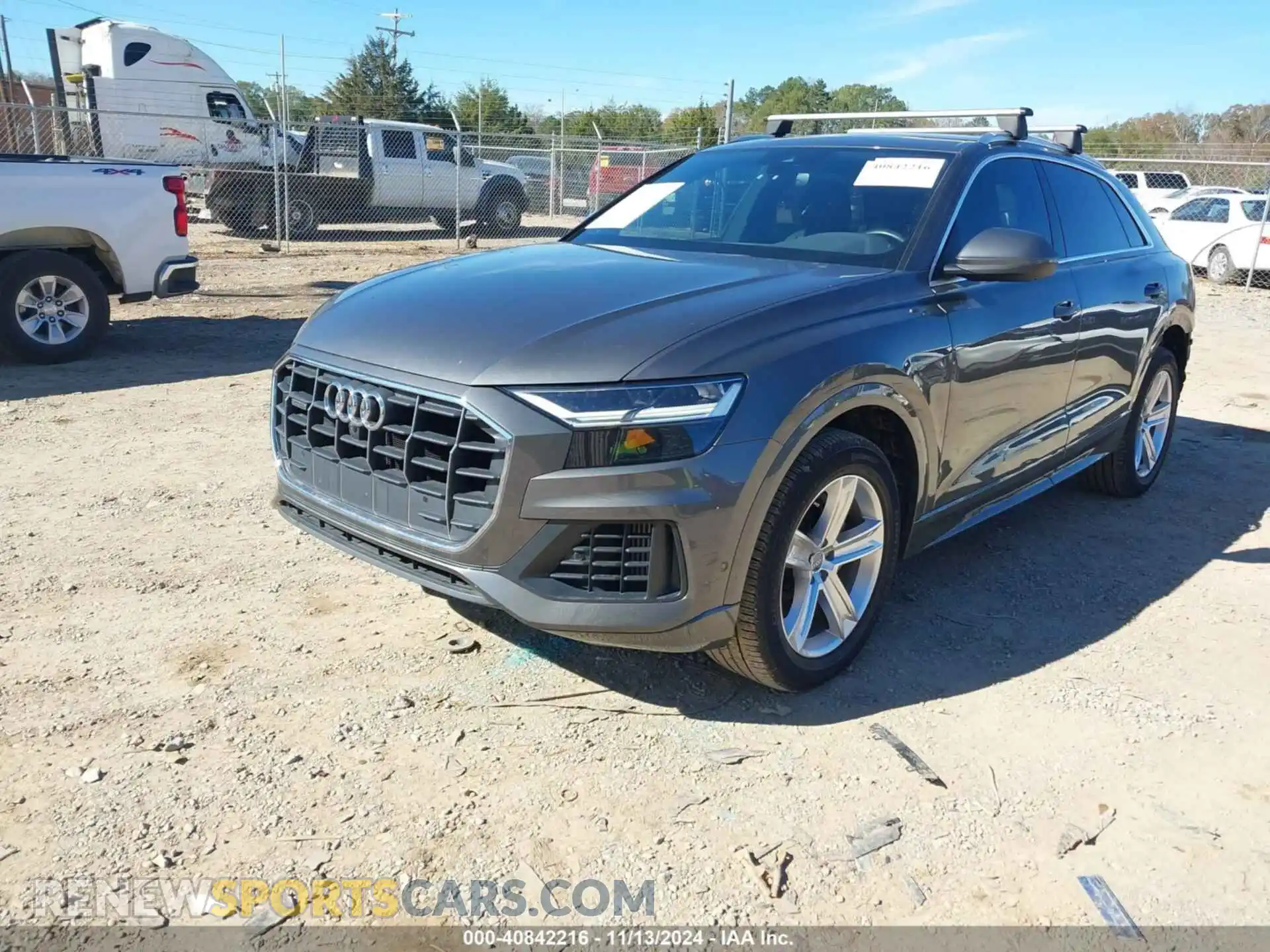 2 fotografías del automóvil dañado WA1AVAF13MD005522 AUDI Q8 2021