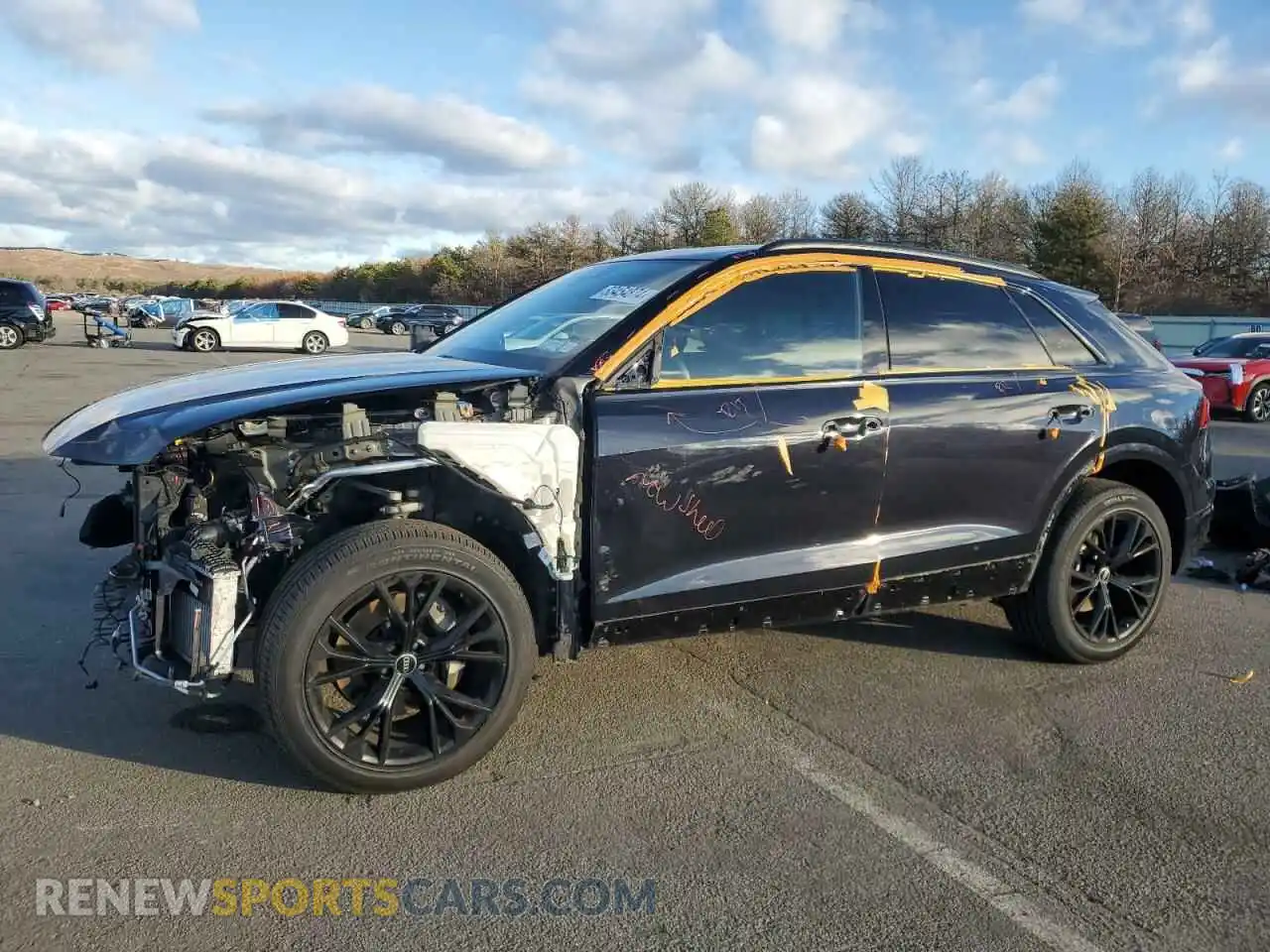 1 Photograph of a damaged car WA1AVAF18MD028956 AUDI Q8 2021