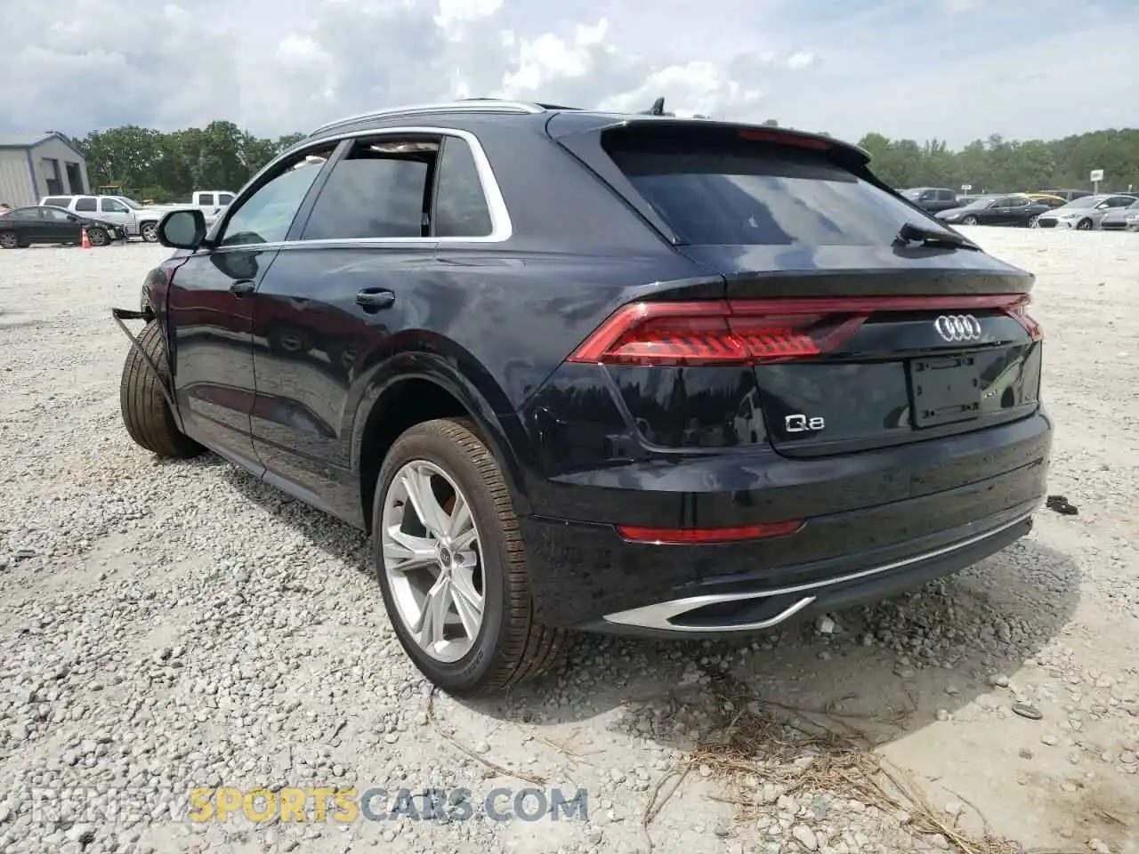 3 Photograph of a damaged car WA1BVAF11MD006107 AUDI Q8 2021