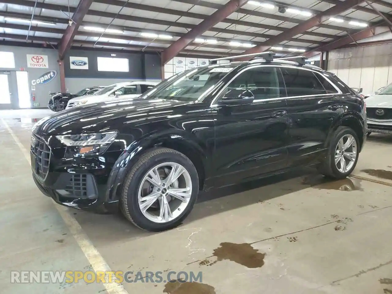 1 Photograph of a damaged car WA1BVAF15MD035173 AUDI Q8 2021