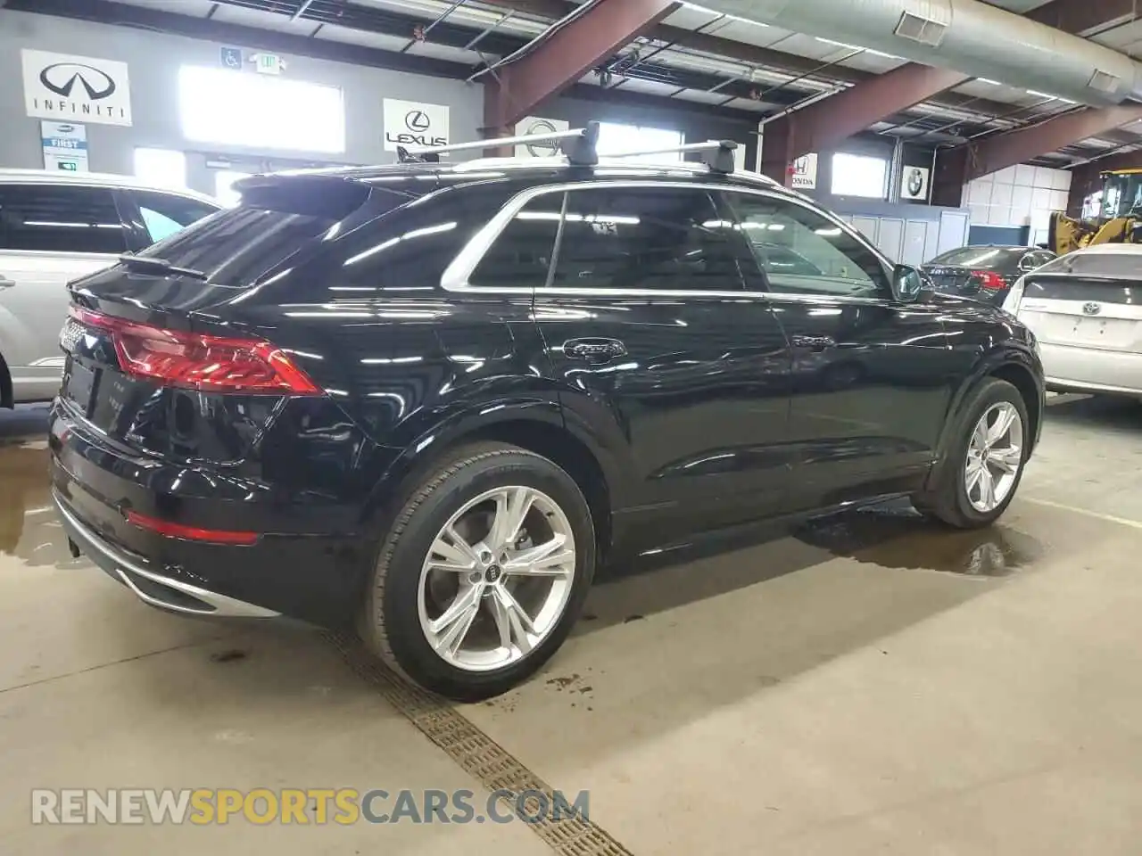 3 Photograph of a damaged car WA1BVAF15MD035173 AUDI Q8 2021