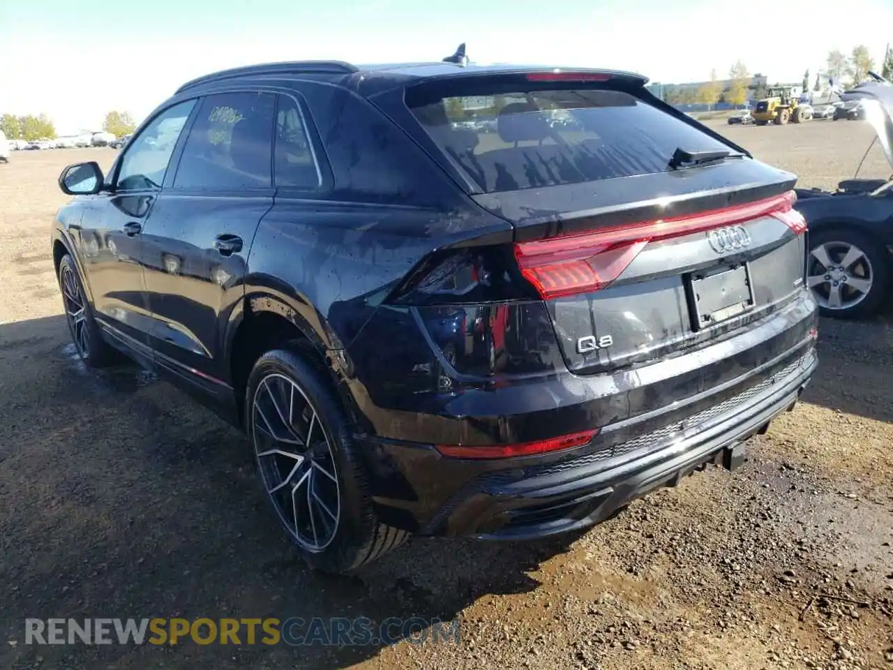 3 Фотография поврежденного автомобиля WA1DVAF1XMD032911 AUDI Q8 2021