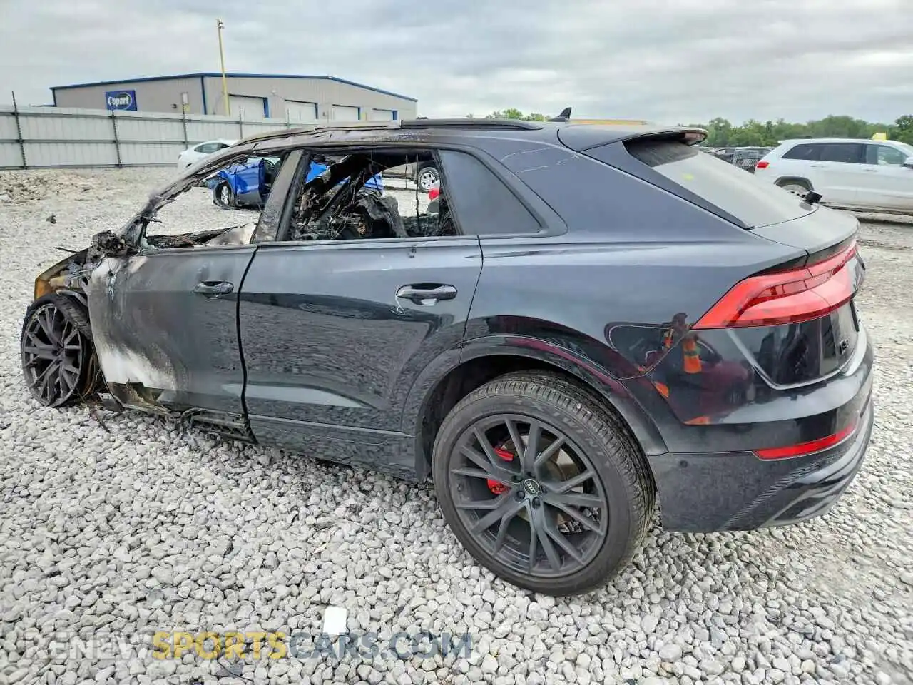 2 Photograph of a damaged car WA1EVAF10MD014499 AUDI Q8 2021