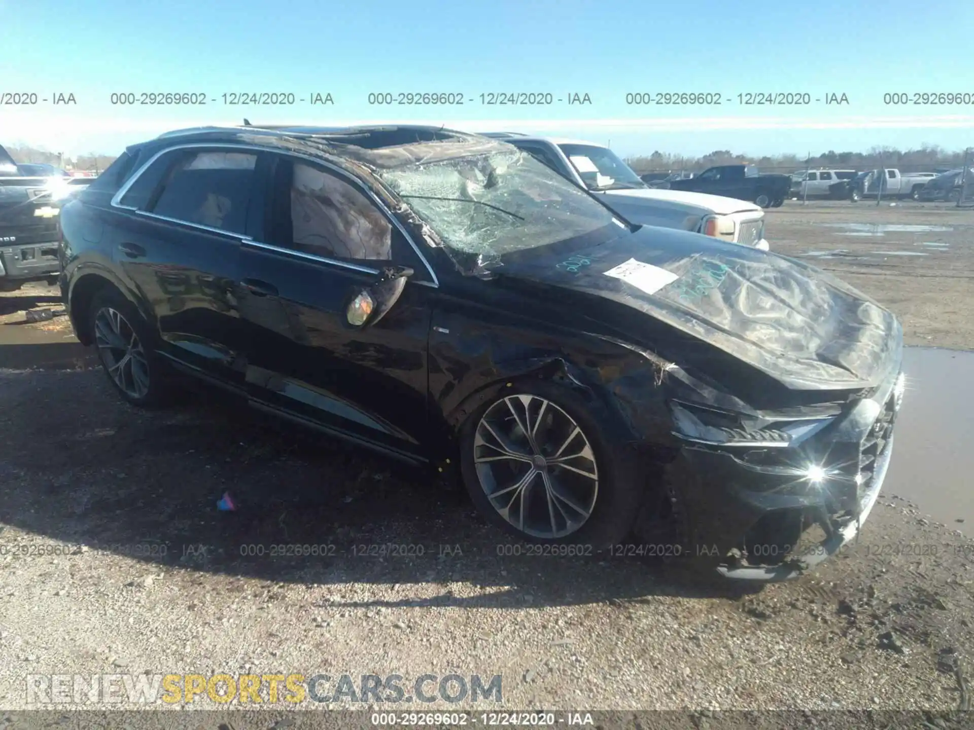 1 Photograph of a damaged car WA1EVAF11MD001373 AUDI Q8 2021
