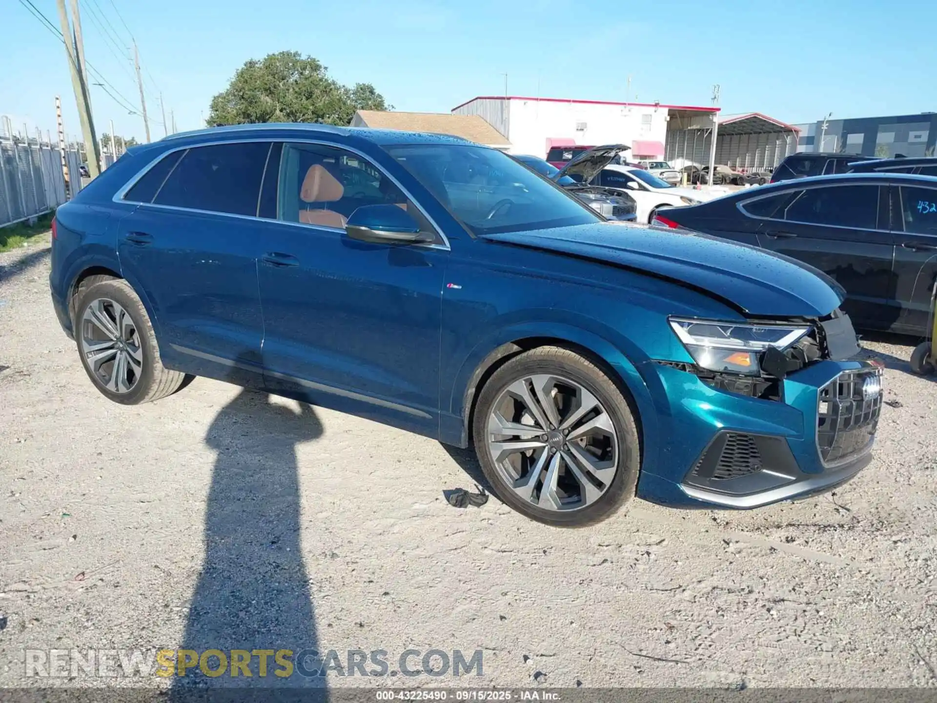 1 Photograph of a damaged car WA1EVAF12MD003519 AUDI Q8 2021