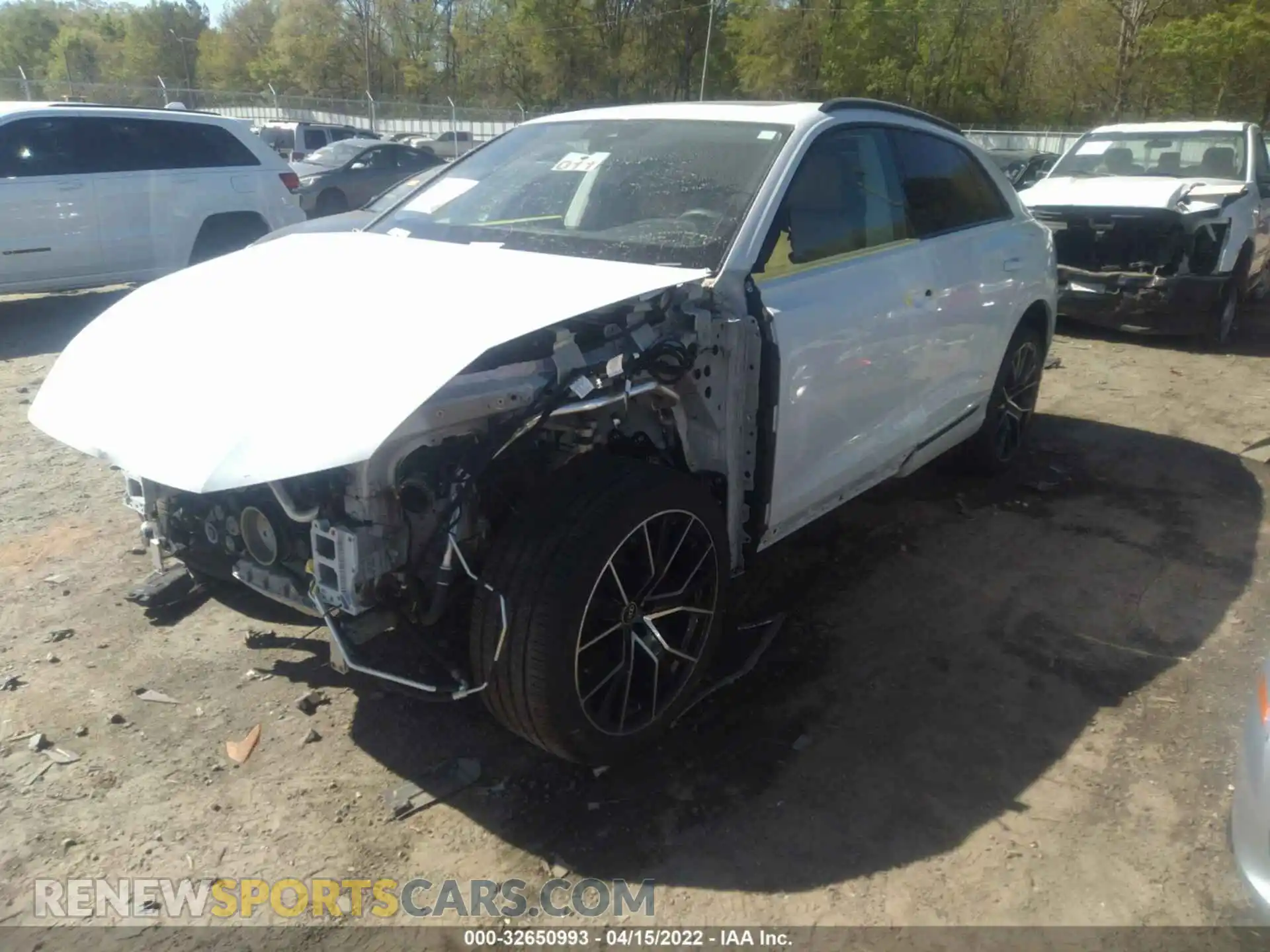 2 fotografías del automóvil dañado WA1EVAF12MD032275 AUDI Q8 2021
