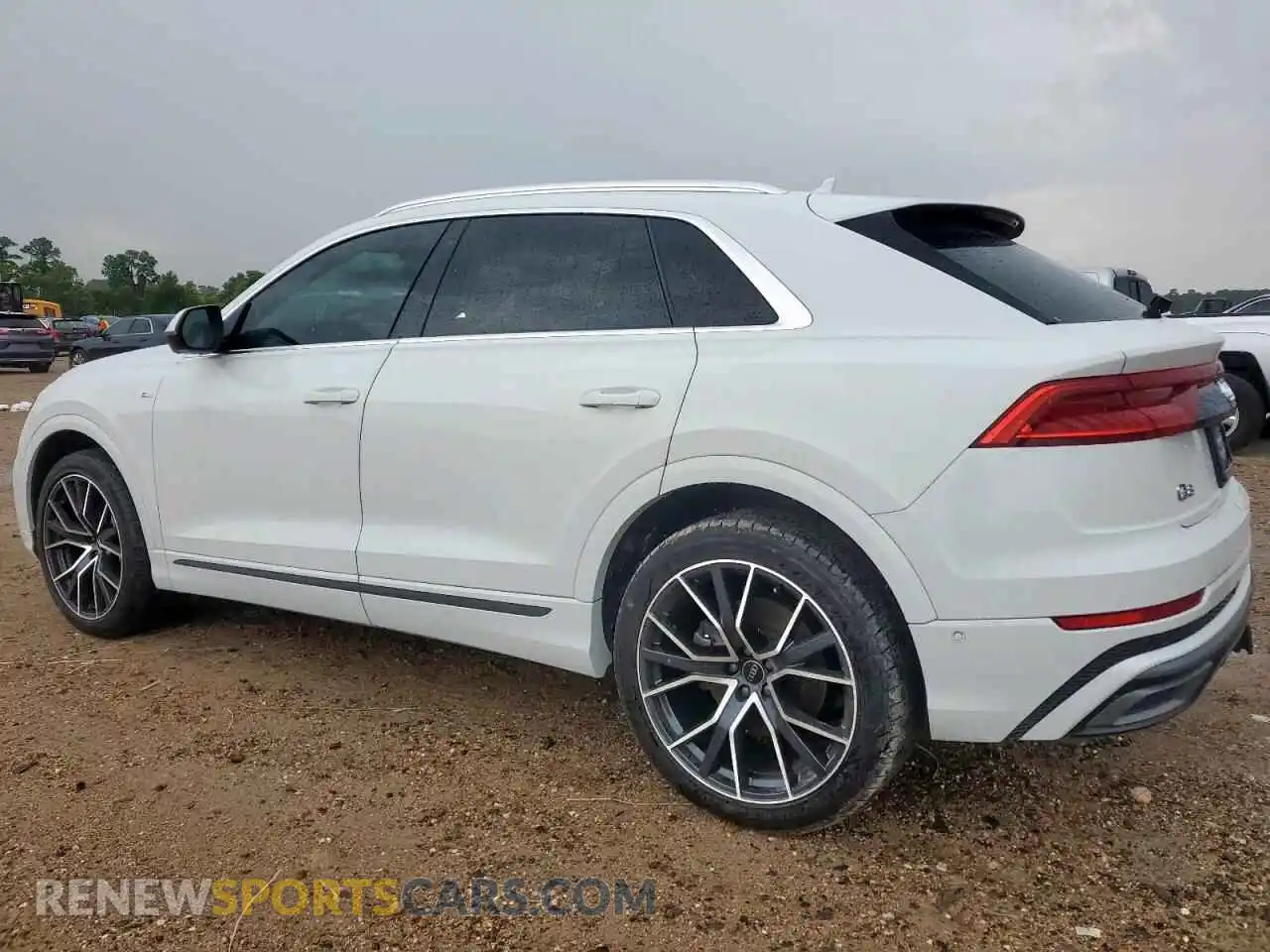 2 Photograph of a damaged car WA1EVAF13MD011905 AUDI Q8 2021