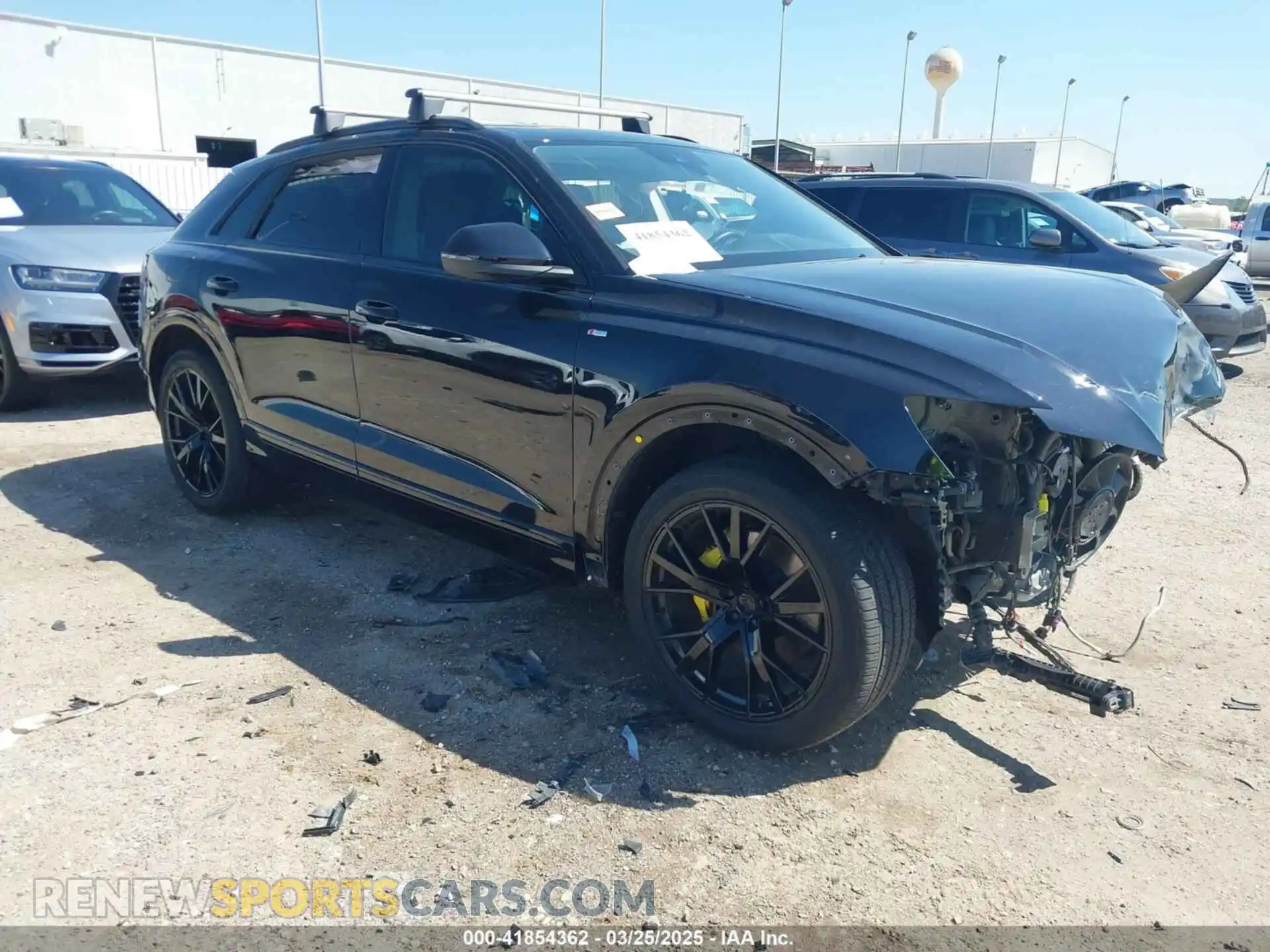 1 Photograph of a damaged car WA1EVAF14MD003053 AUDI Q8 2021