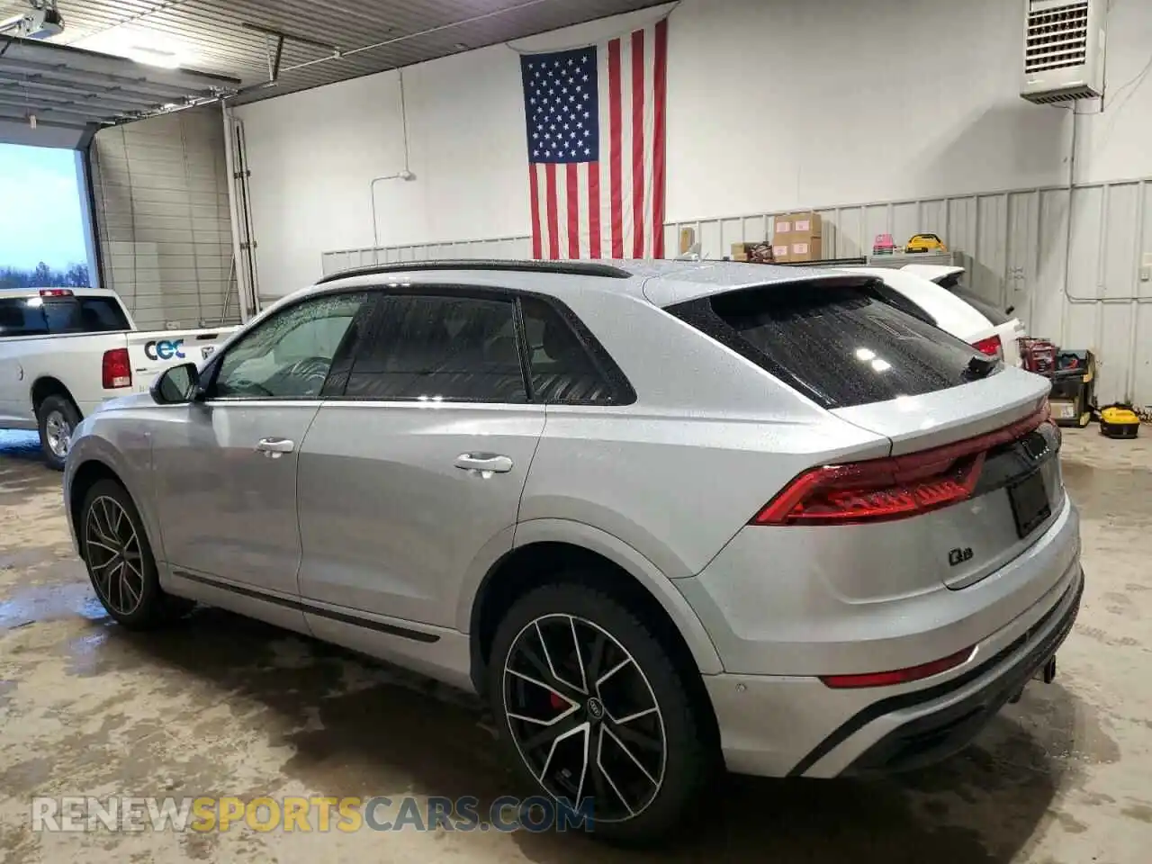 2 Photograph of a damaged car WA1EVAF14MD011802 AUDI Q8 2021