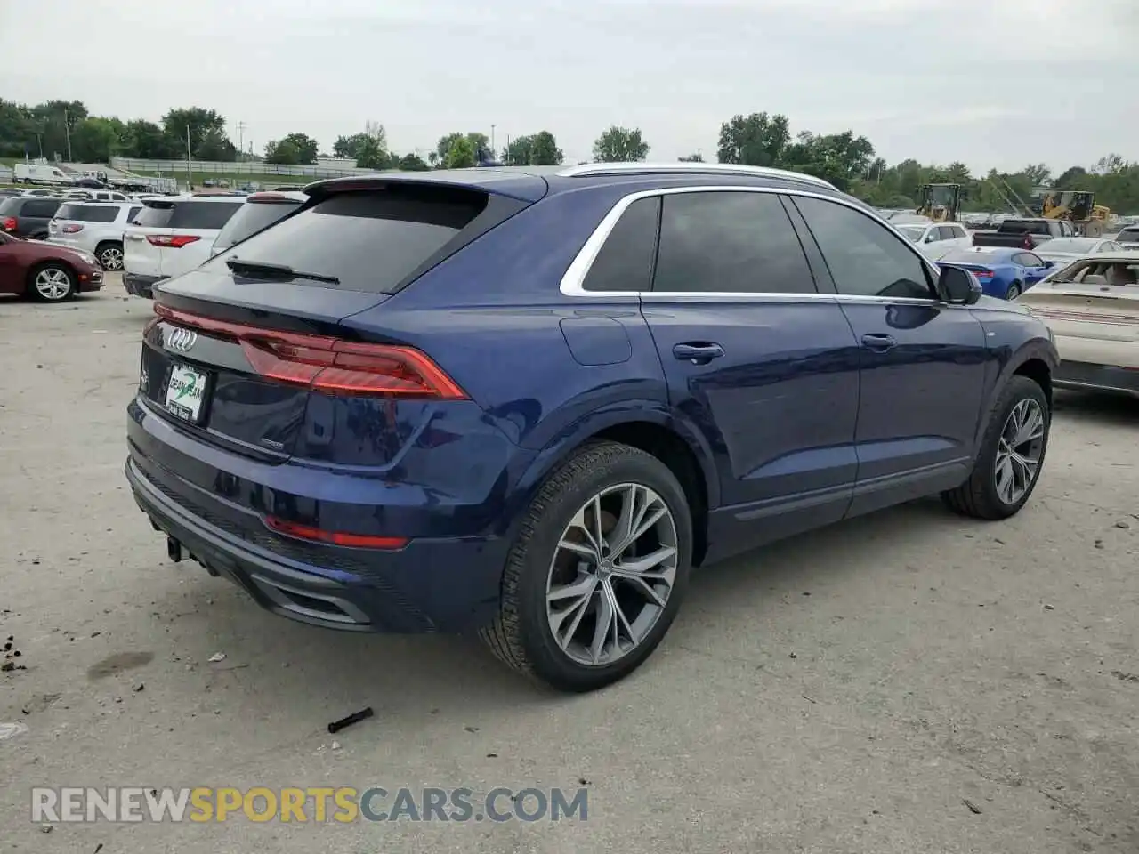 3 Photograph of a damaged car WA1EVAF15MD002610 AUDI Q8 2021